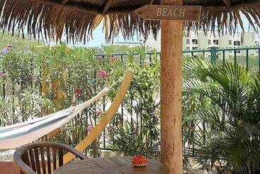 آپارتمانهای توریستها Brisas Studio Apartments