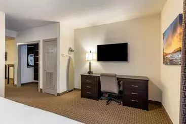 ホテル Stay Over Suites   Fort Gregg Adams Area
