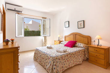 Vakantie-appartementen Villa Menorca Mestral