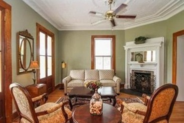Surf Song Bed & Breakfast