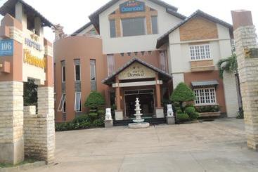 Hotel Diamond Resort Bien Hoa