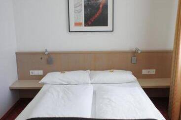 Aamiaismajoitus (B&B) Gästehaus Andrea