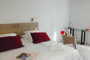 Bed and Breakfast Manoir Des Eperviers