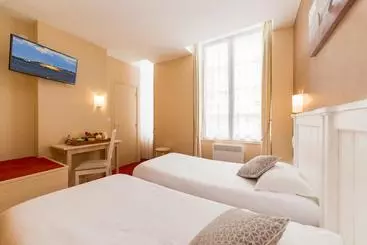 ホテル Hôtel Le Nautilus