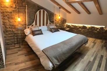 بيت ريفى La Casona De Alútiz & Bodega