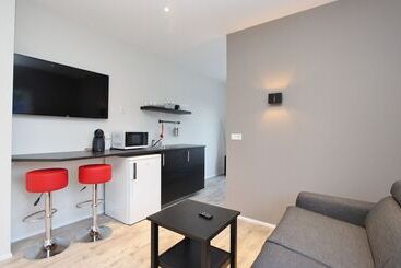 Lava Apartments & Rooms