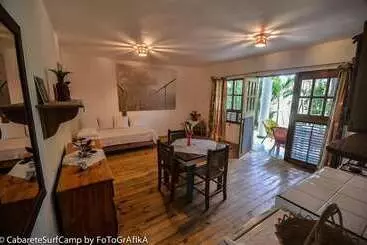 Hotelli Cabarete Surf Camp
