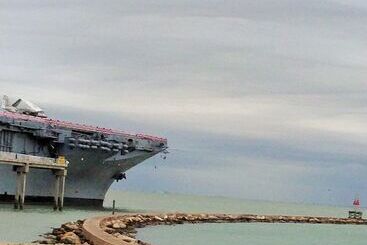 בית מלון כפרי Capri Beach