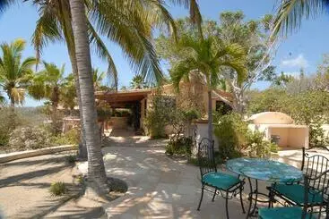 هتل Villa Del Faro