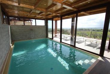 هتل Villa Di Sotto