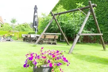 Hotelli Gasthaus Engemann Bei Matt