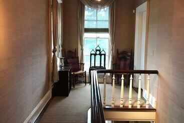 Otel Jedediah Hawkins Inn