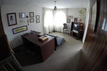 مبيت وإفطار Casa Familiar La Tortuga