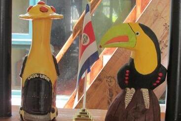 酒店 Casa Leon Guesthouse