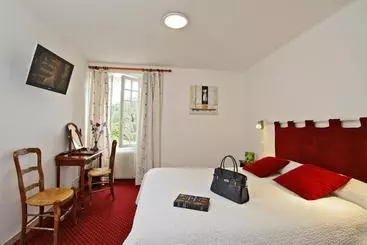 Hotelli Hôtel De France Auberge Du Musée