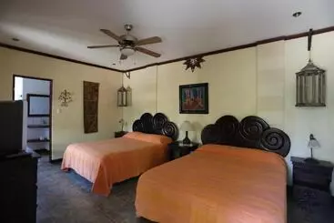 Tierra Magica B&b And Art Studio