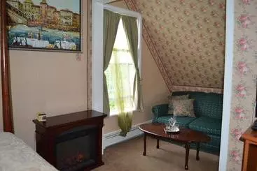 Hotel Ascendence Halifax Bed & Breakfast