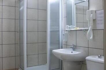 هتل Cristal Sinaia