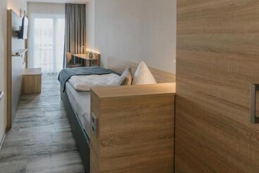 בית מלון כפרי Pension Casamia