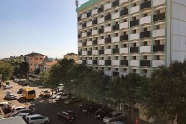 בית מלון כפרי Atlantis 2