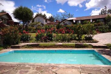 هتل Villa De Paris