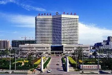 ホテル Holiday Inn Express Yingkou Onelong Plaza, An Ihg