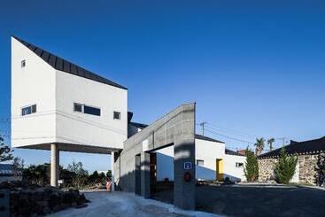 پانسیون Salon De Tangza