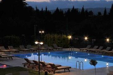 Case con Giardino Sapanca Cayir Cimen Otel