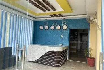 هتل Kavya Inn Chitwan
