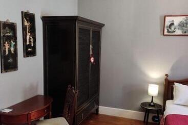 مبيت وإفطار L'entrée Chambres D'hôtes Bar & Restaurant