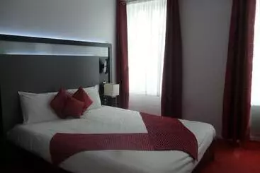 هتل Auberge Bretonne