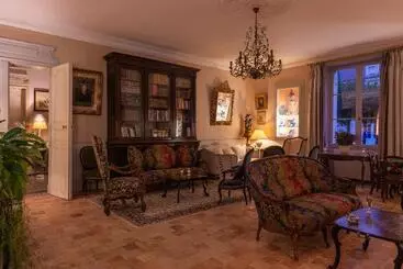 Hotelli Le Domaine De Mestré, The Originals Relais