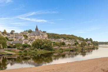 هتل Le Domaine De Mestré, The Originals Relais