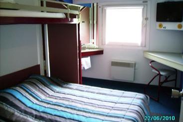 בית מלון כפרי First Eco Dieppe