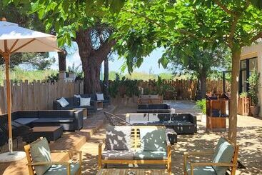 هتل Hôtel De La Mer