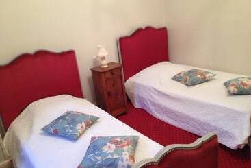 צימר Le Castell Du Vila