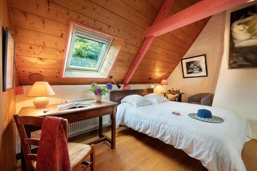 Bed and Breakfast La Grange De Coatélan