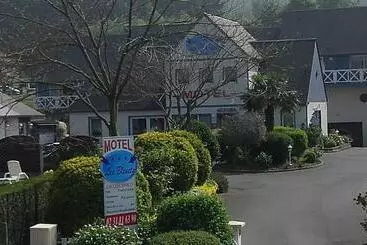 Contact Hôtel   Motel Les Bleuets