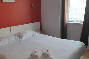 ホテル Hôtel Hermance