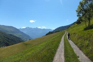 Hotell Hôtel Les Templiers