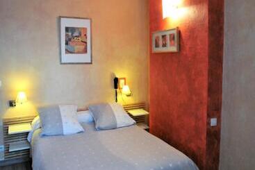 Hotel Hôtel Saint Jean