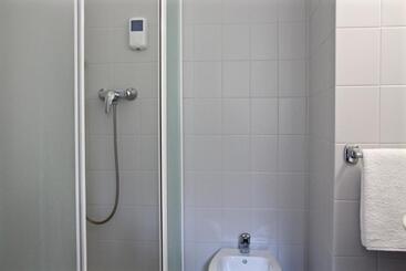 בית מלון כפרי Les Oliviers