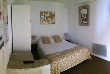 호텔 Le Mas De Valaurie