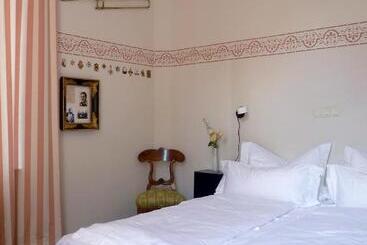 Villa Zur Erholung Bed & Breakfast