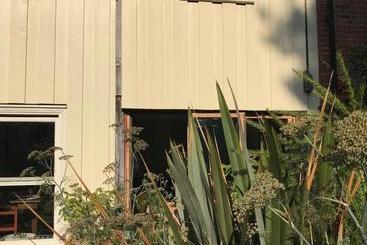 مبيت وإفطار Tinsmiths House