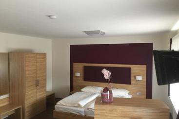 Otel Restaurant Conni