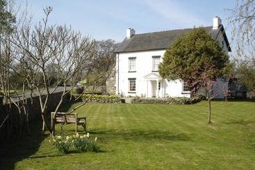 Bed and Breakfast Penisa Rllan Farm