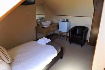 Aamiaismajoitus (B&B) Lyndon Guest House