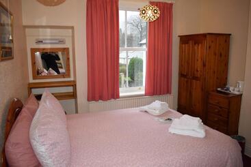 住宿加早餐  Cragside Guest House