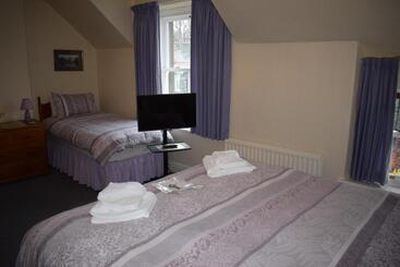 Bed and Breakfast Cragside Guest House